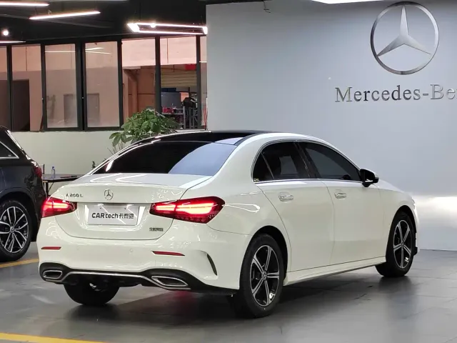 Mercedes-Benz A-Class — Фото автомобиля 7