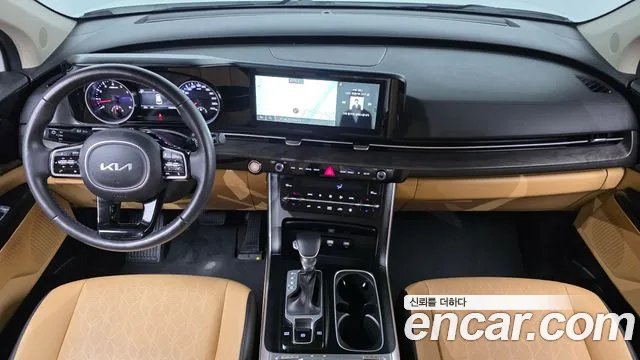 Kia Carnival Generation 4 — Фото автомобиля 7