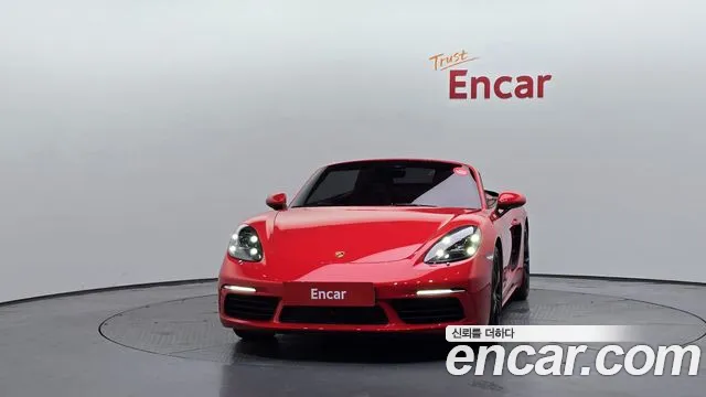 Porsche 718 — Фото автомобиля 3