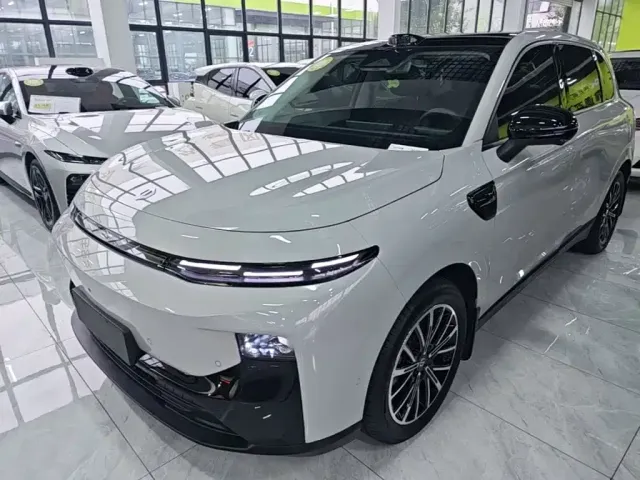 Фотография автомобиля — Leapmotor B10