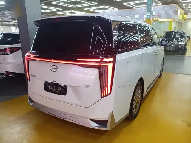 GAC Trumpchi M8 — Фото автомобиля 6