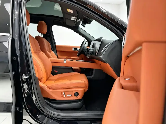 Li Auto L6 — Фото автомобиля 5