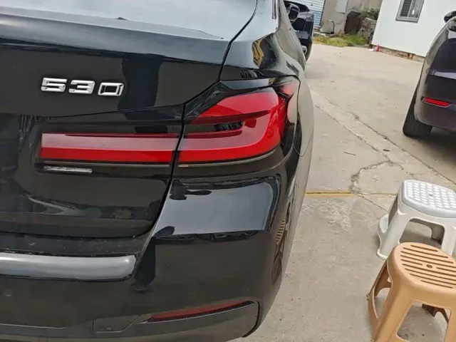 BMW 5 Series — Фото автомобиля 7