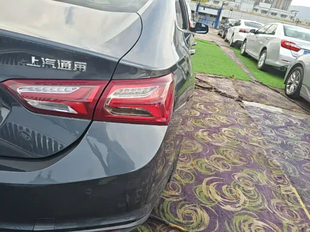 Chevrolet Malibu XL — Фото автомобиля 7