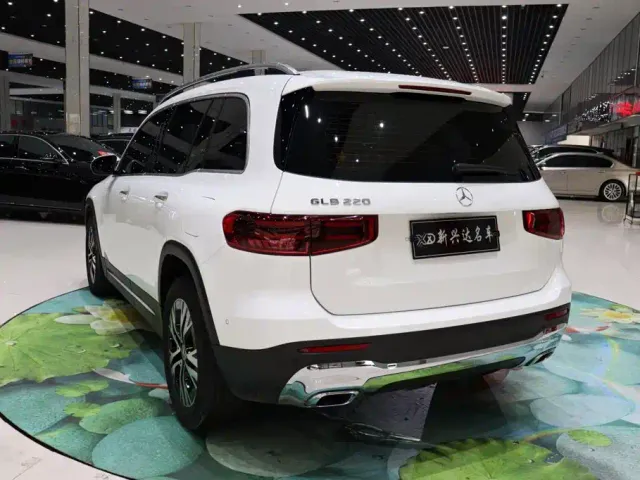 Mercedes-Benz GLB-Class — Фото автомобиля 4