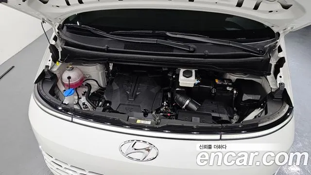 Hyundai Staria Staria L3.5 Карго 5 мест — Фото автомобиля 6