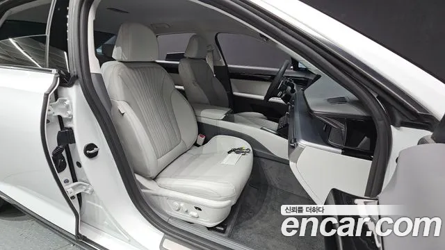 Hyundai Grandeur GN7 — Фото автомобиля 16