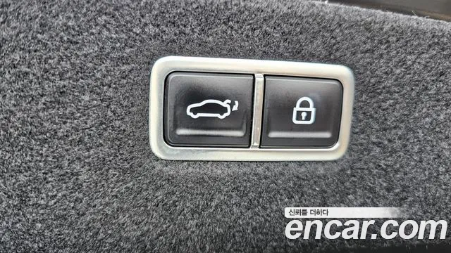 Genesis G90 Бензин 3.5 турбо AWD — Фото автомобиля 8