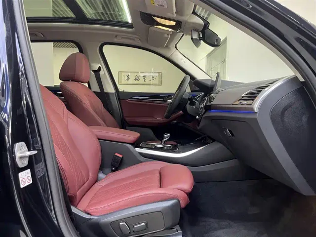 BMW X3 — Фото автомобиля 16