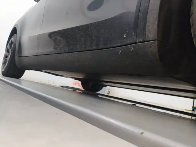 Tesla Model Y — Фото автомобиля 20