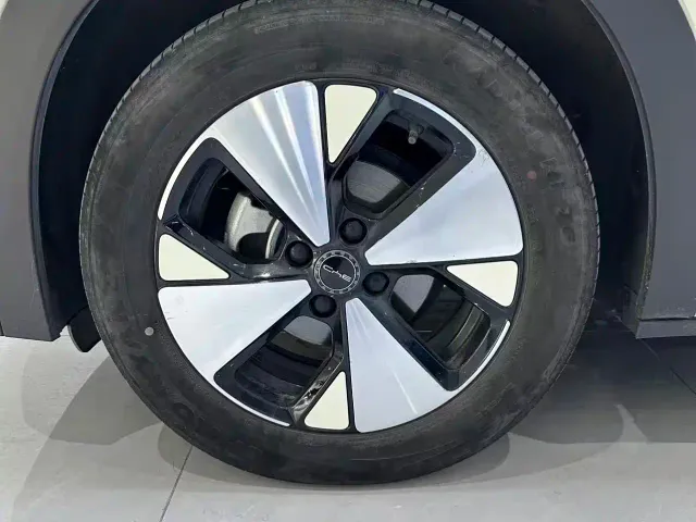 BYD Dolphin — Фото автомобиля 6