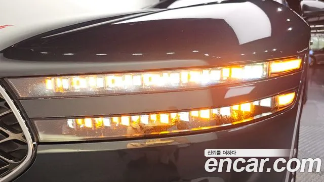 Genesis G90 Бензин 3.5 турбо AWD — Фото автомобиля 21