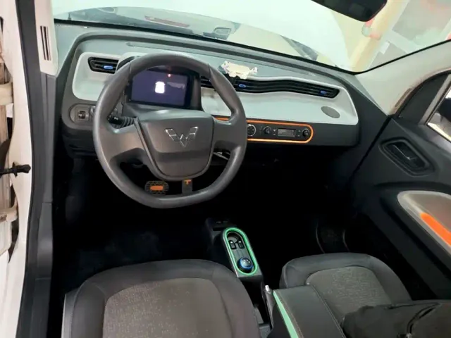 Wuling Hongguang Mini EV — Фото автомобиля 9
