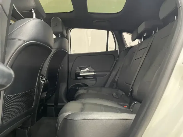 Mercedes-Benz GLA-Class — Фото автомобиля 14
