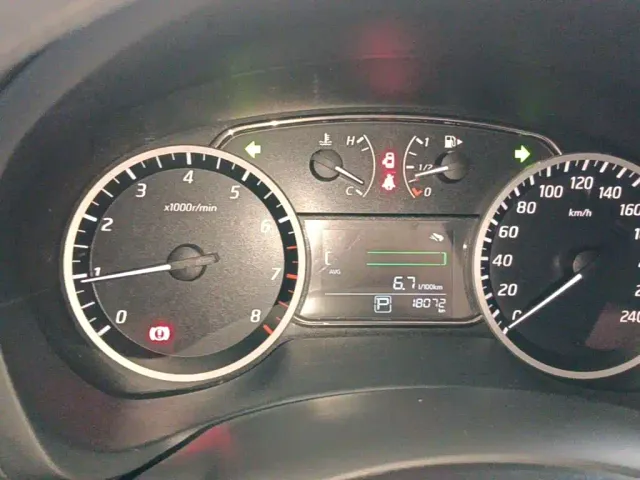 Nissan Sylphy — Фото автомобиля 11