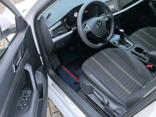 Volkswagen Lavida — Фото автомобиля 15