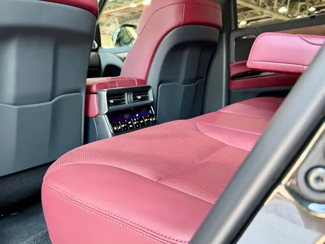 Lexus LX — Фото автомобиля 28