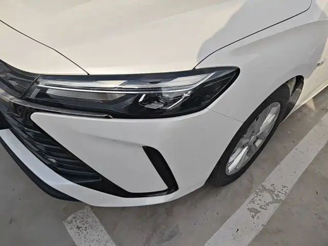 Chevrolet Monza — Фото автомобиля 23