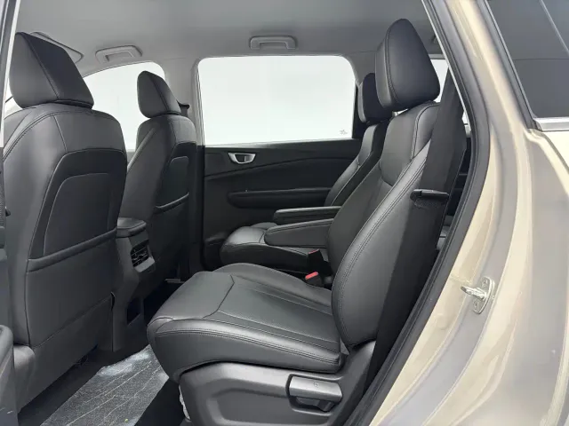 Wuling Jiachen — Фото автомобиля 16