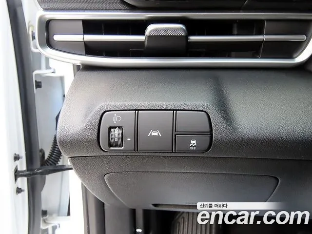 Hyundai Avante CN7 — Фото автомобиля 12
