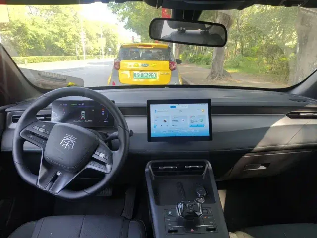 BYD Qin PLUS — Фото автомобиля 19