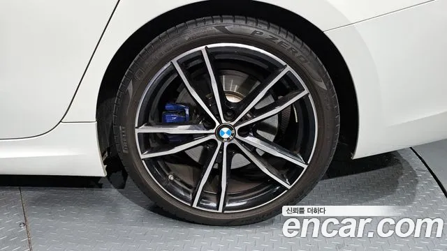 BMW 3-Series 3 серия (G20) 320d Touring M Sport — Фото автомобиля 19