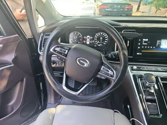 GAC Trumpchi M8 — Фото автомобиля 11
