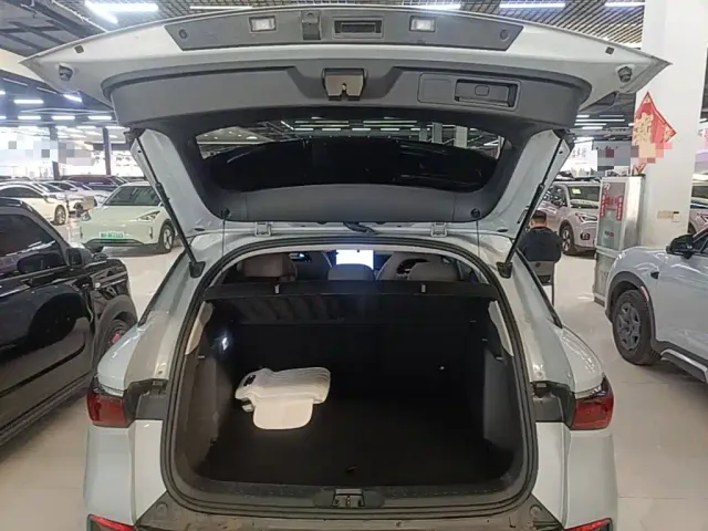 BYD Yuan PLUS — Фото автомобиля 18