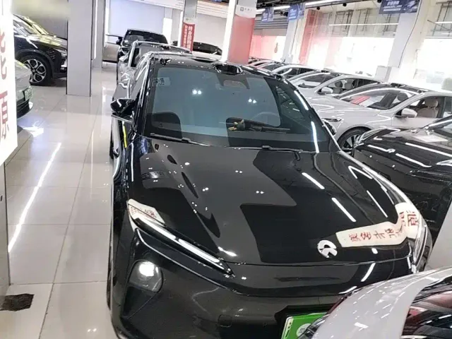 Nio ET5 Touring — Фото автомобиля 2