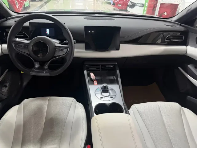 BYD Seal 06 — Фото автомобиля 9