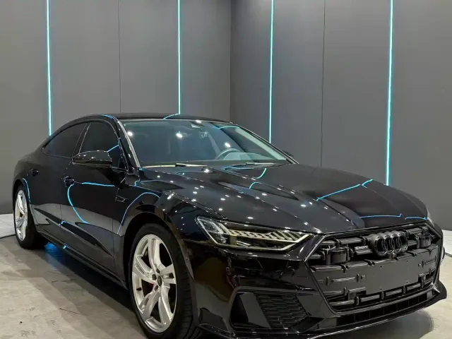 Audi A7L — Фото автомобиля 3