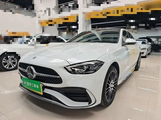 Фотография автомобиля — Mercedes-Benz C-Class