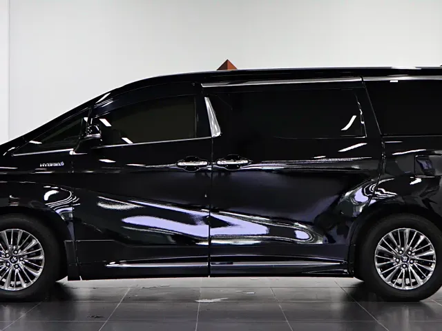 Toyota Vellfire — Фото автомобиля 7