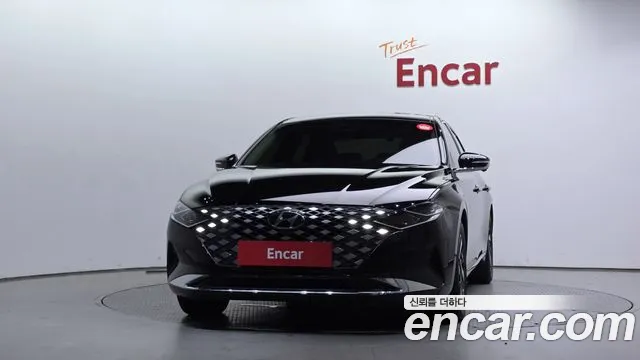 Hyundai Grandeur (New) Hybrid — Фото автомобиля 3