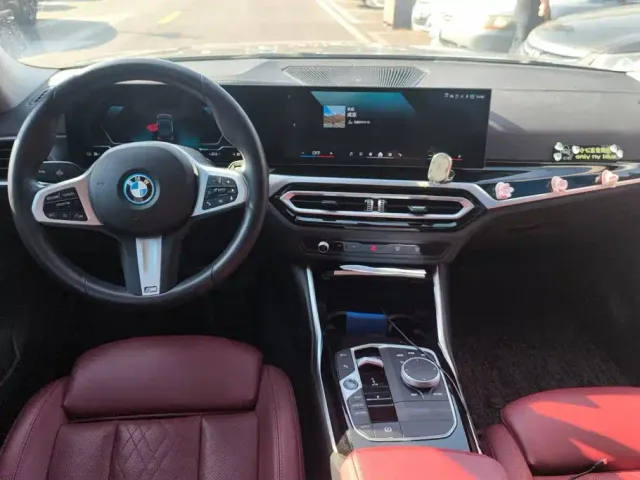 BMW i3 — Фото автомобиля 12