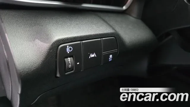 Hyundai AVANTE Avante (CN7) — Фото автомобиля 17