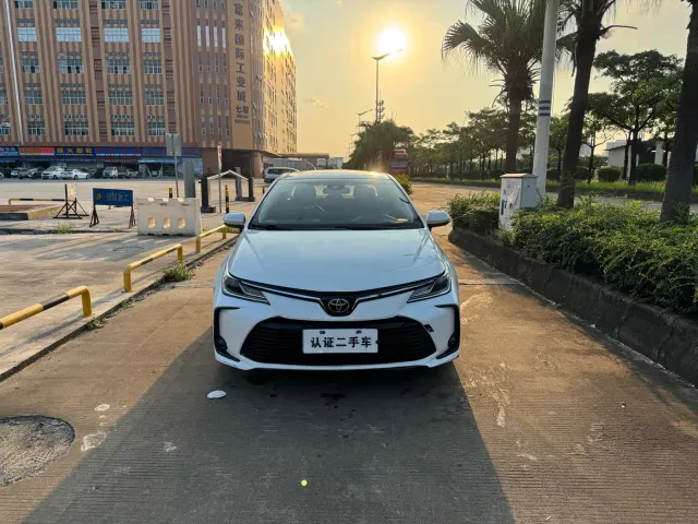 Toyota Corolla — Фото автомобиля 2