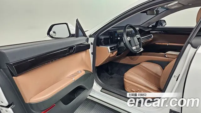 Hyundai Grandeur Grandeur (GN7) — Фото автомобиля 10