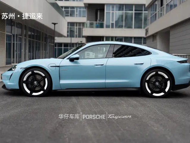Porsche Taycan — Фото автомобиля 10