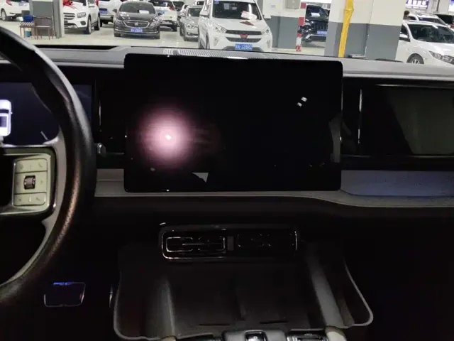 BYD FangChengBao Leopard 5 — Фото автомобиля 13