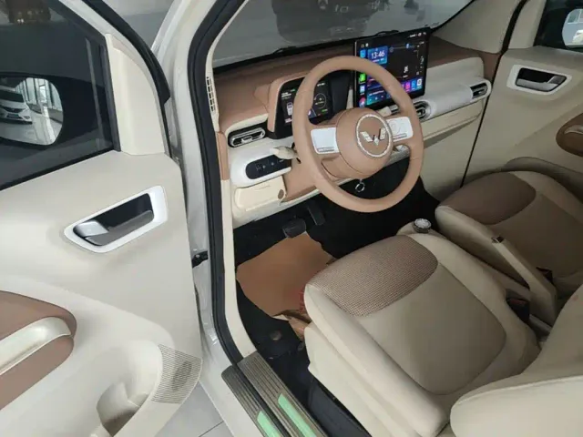 Wuling Motors Hongguang MINIEV 2024 3rd Gen 215km Advanced — Фото автомобиля 15