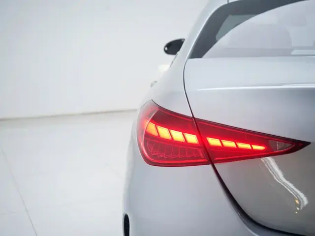 Mercedes-Benz C-Class — Фото автомобиля 13