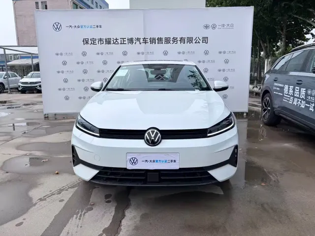 Volkswagen Sagitar — Фото автомобиля 2