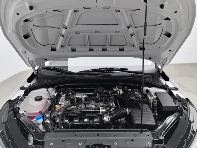 Roewe i5 — Фото автомобиля 6