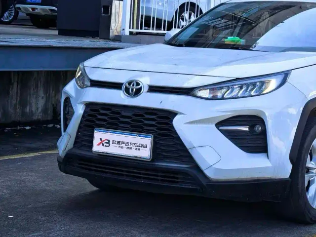 Toyota Wildlander — Фото автомобиля 15