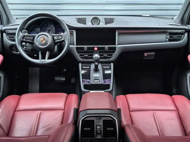 Porsche Macan — Фото автомобиля 5