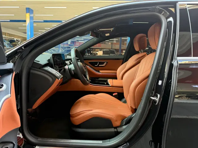 Mercedes-Benz S-Class — Фото автомобиля 6