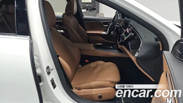 Mercedes-Benz E-Class W214 — Фото автомобиля 16
