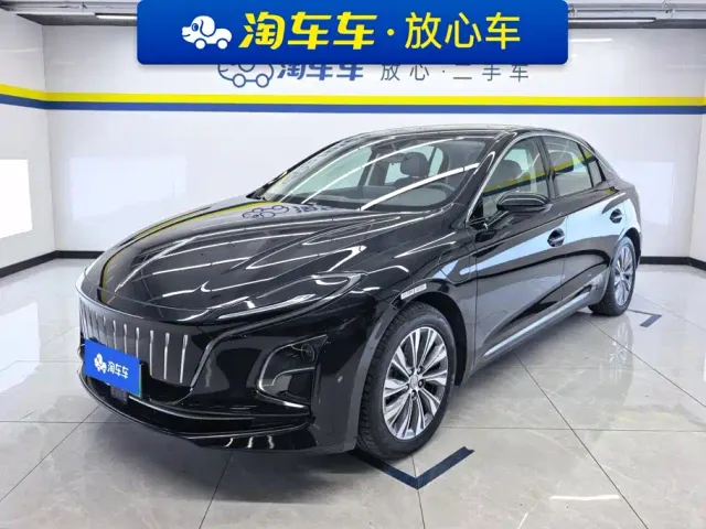 Фотография автомобиля — Hongqi E-QM5