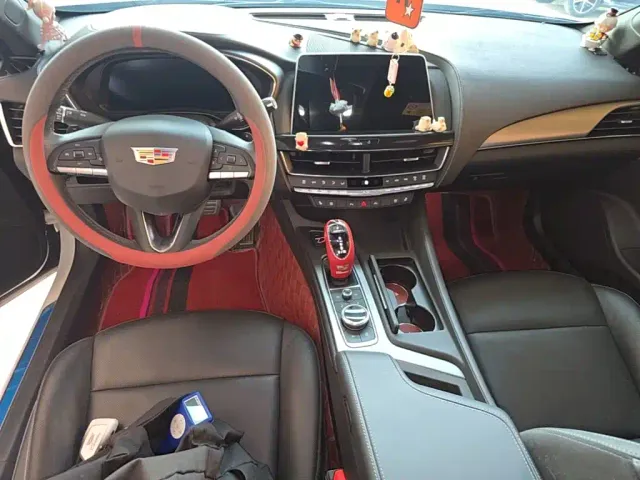 Cadillac CT5 — Фото автомобиля 9